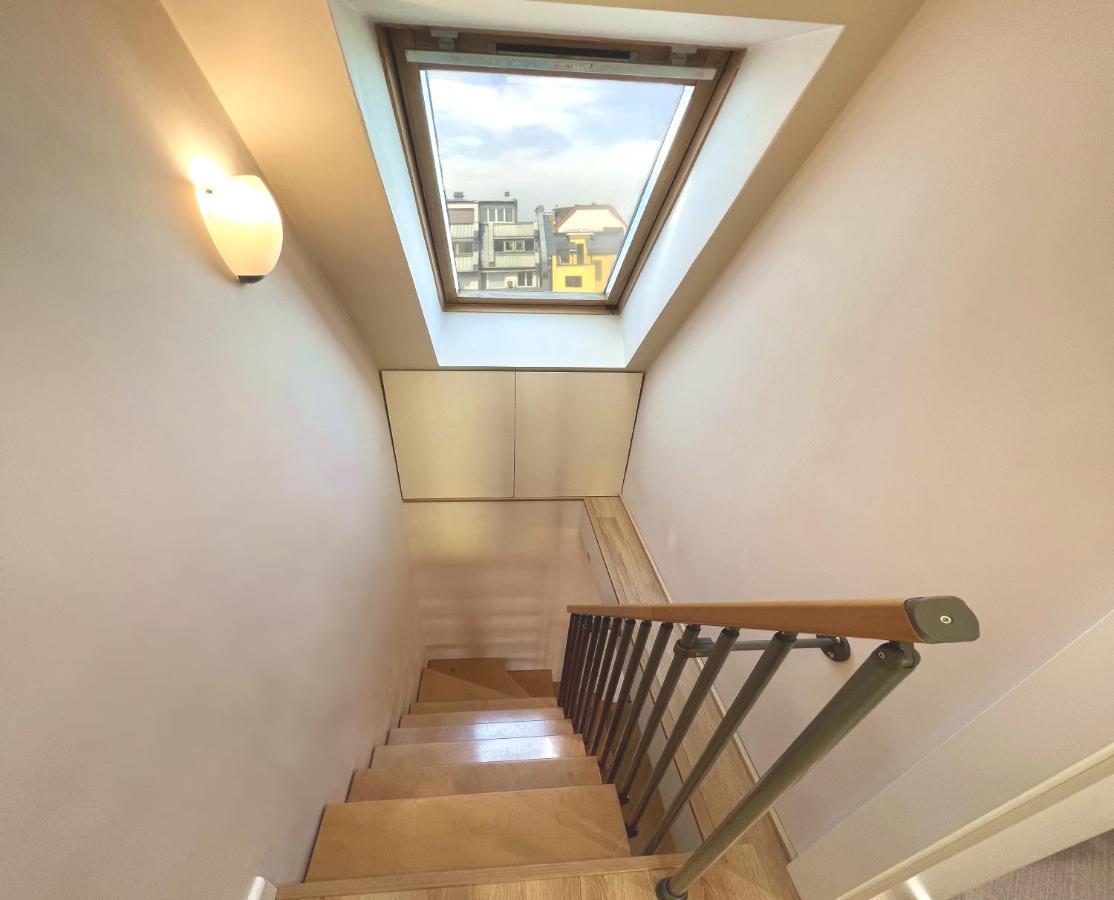 Unique Luxurious Jacuzzi Penthouse Duplex In City Center! 2 Baths! Free Parking! Sofia Luaran gambar