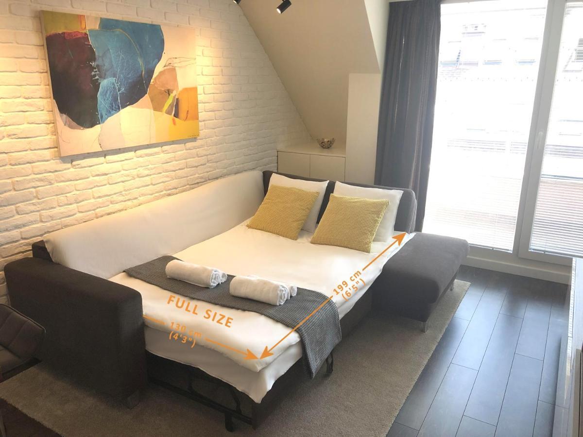 Unique Luxurious Jacuzzi Penthouse Duplex In City Center! 2 Baths! Free Parking! Sofia Luaran gambar