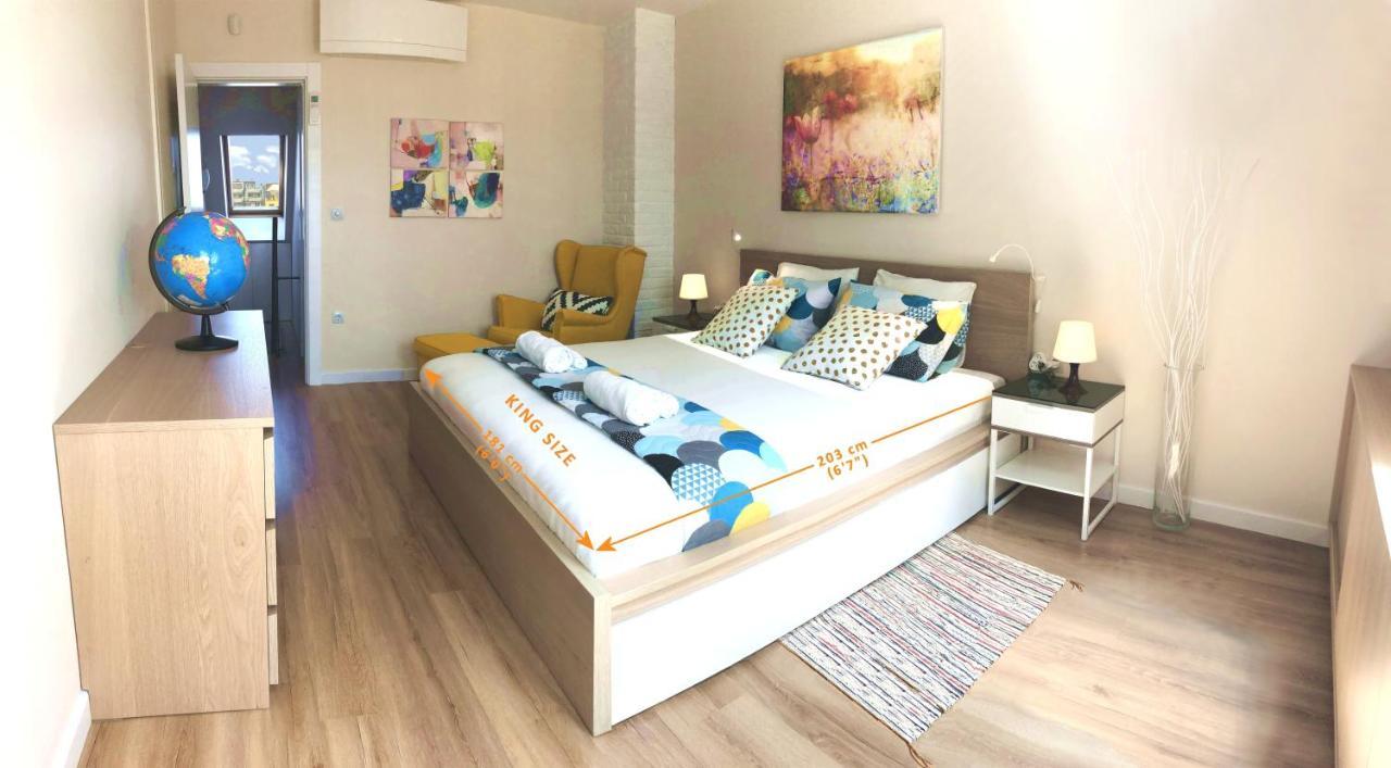 Unique Luxurious Jacuzzi Penthouse Duplex In City Center! 2 Baths! Free Parking! Sofia Luaran gambar