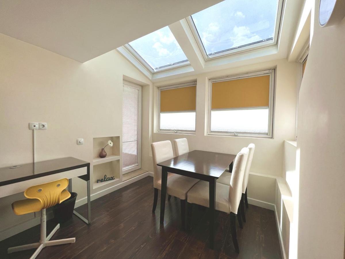 Unique Luxurious Jacuzzi Penthouse Duplex In City Center! 2 Baths! Free Parking! Sofia Luaran gambar